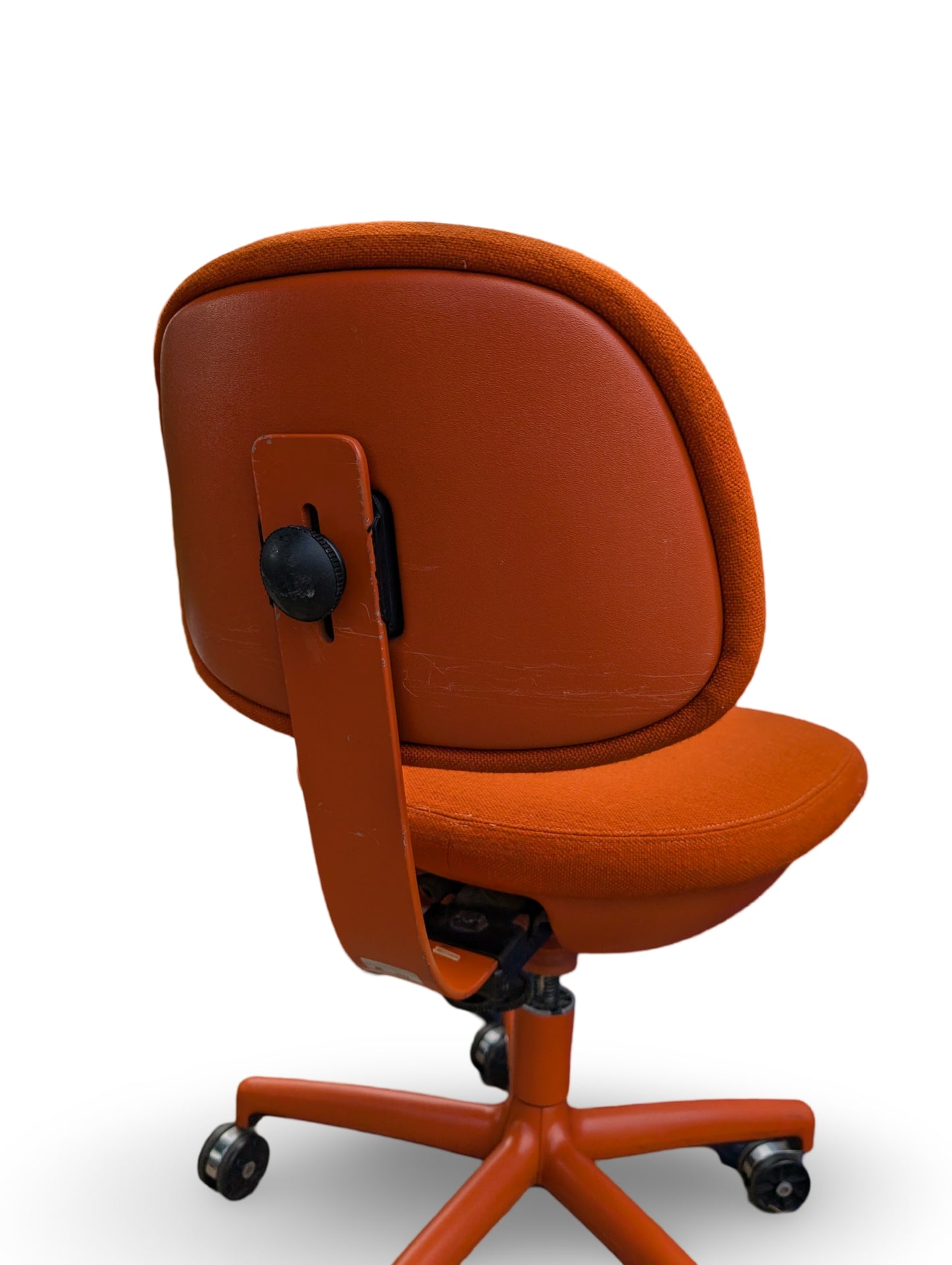 Vintage Mid-Century Modern Shaw Walker Orange Office Chair – Stylish, Durable, & Retro Appeal