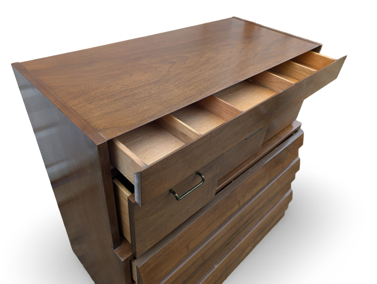 Vintage Mid-Century Modern Walnut Tall Dresser by American of Martinsville – Dania Line — additional view 8