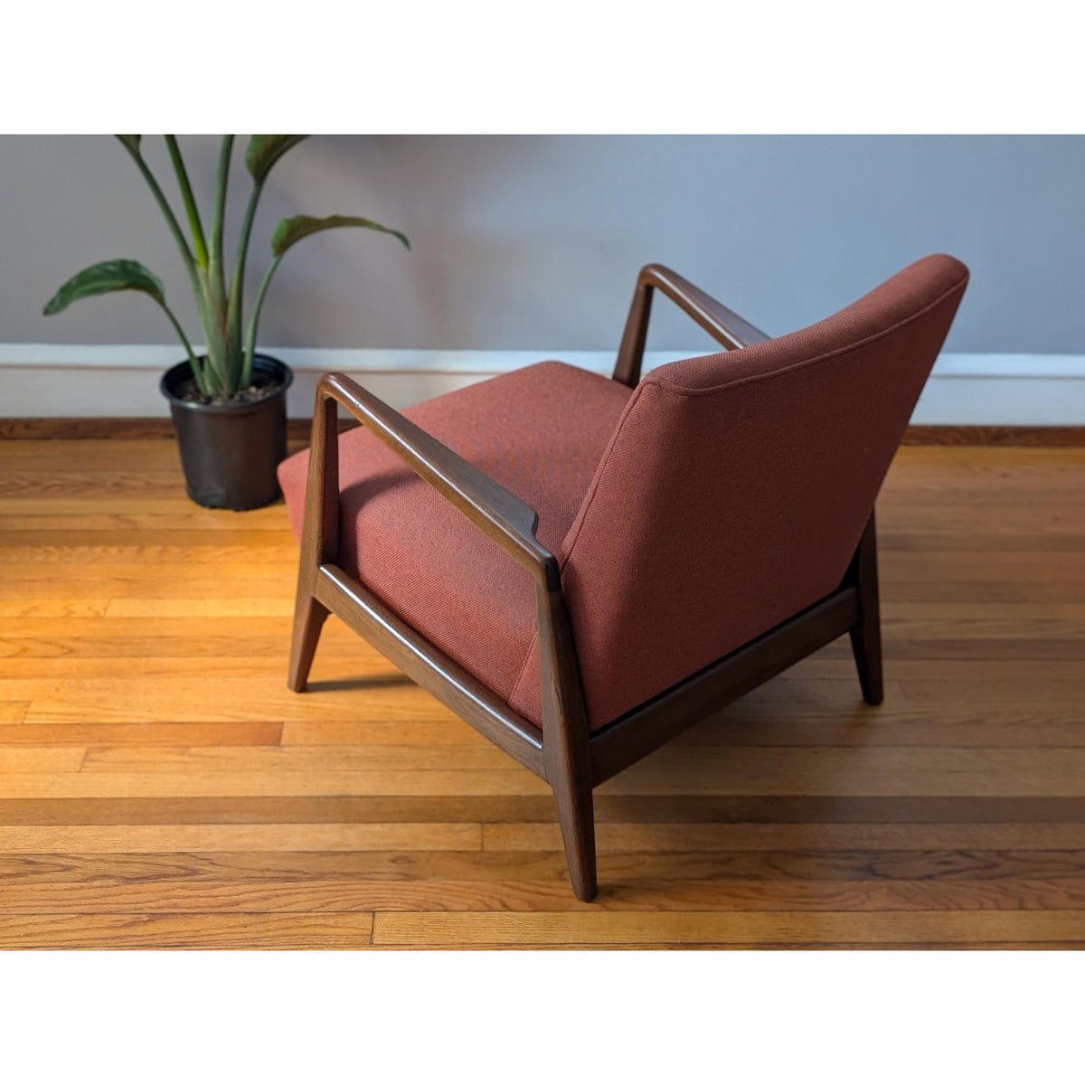 Vintage Jens Risom Mid-Century Modern Lounge Chair – Restored Solid Walnut Frame — additional view 13