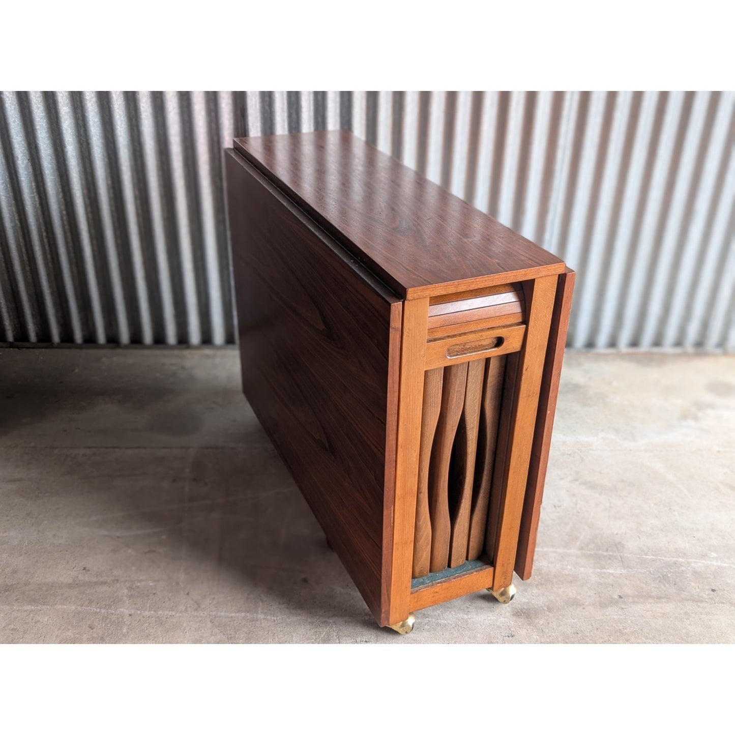 Vintage Mid-Century Modern Drop-Leaf Dining Table with Four Folding Chairs Made in Romania