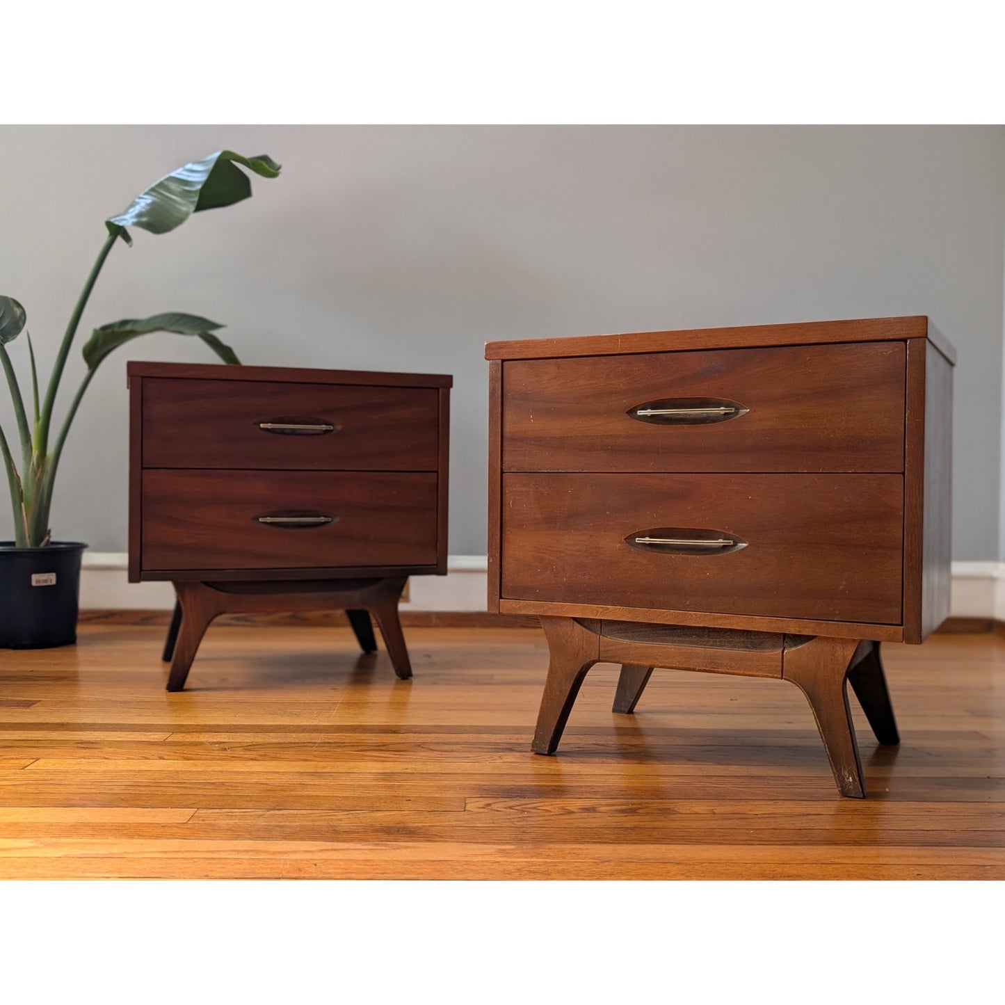 Pair of Vintage Mid-Century Modern Nightstands by Hooker - Restoration Included