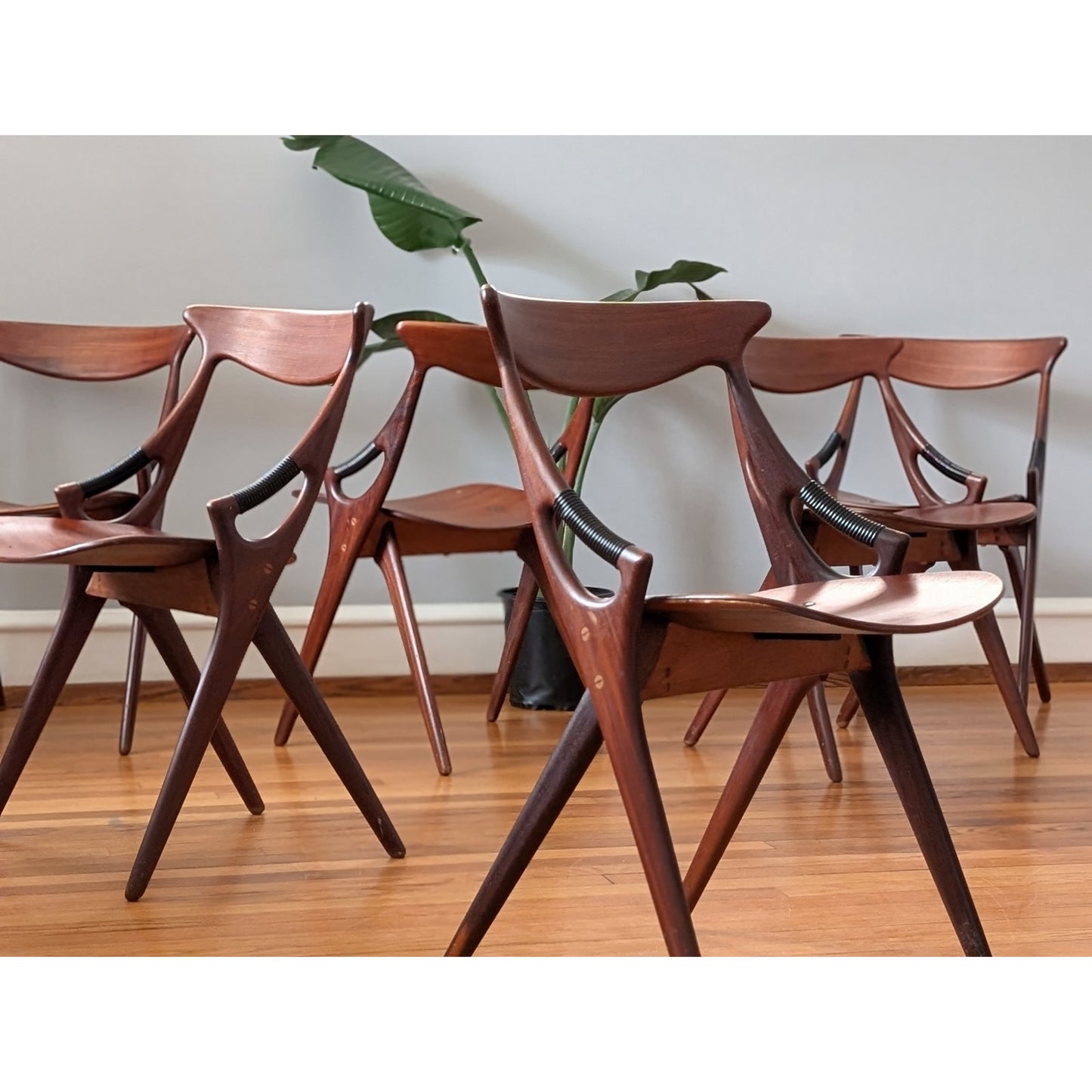 6 Mid Century Modern Teak Model 71 Chairs by Arne Hovmand-Olsen for Mogens Kold