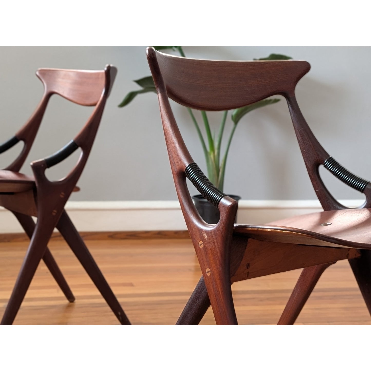 6 Mid Century Modern Teak Model 71 Chairs by Arne Hovmand-Olsen for Mogens Kold