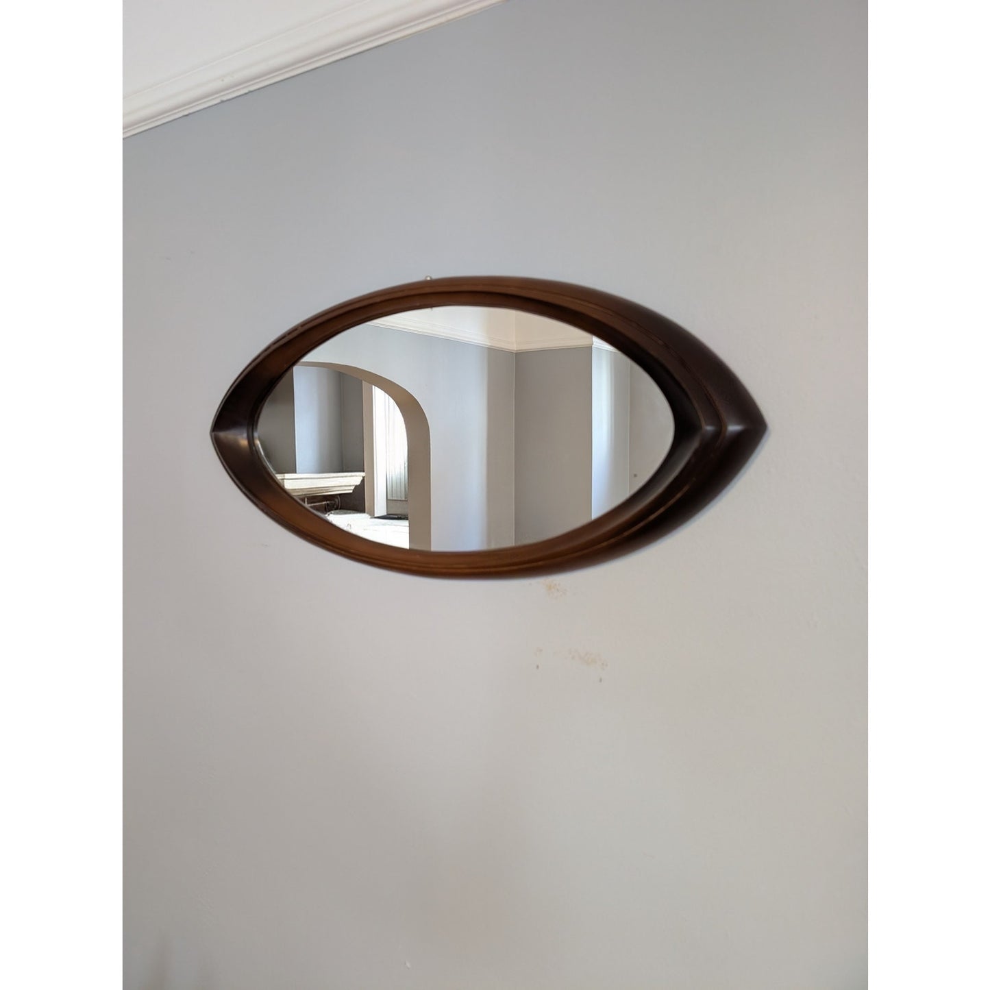 Syroco cat eye mirror mid century modern wall mirror with sculptural gold tone frame vintage decor