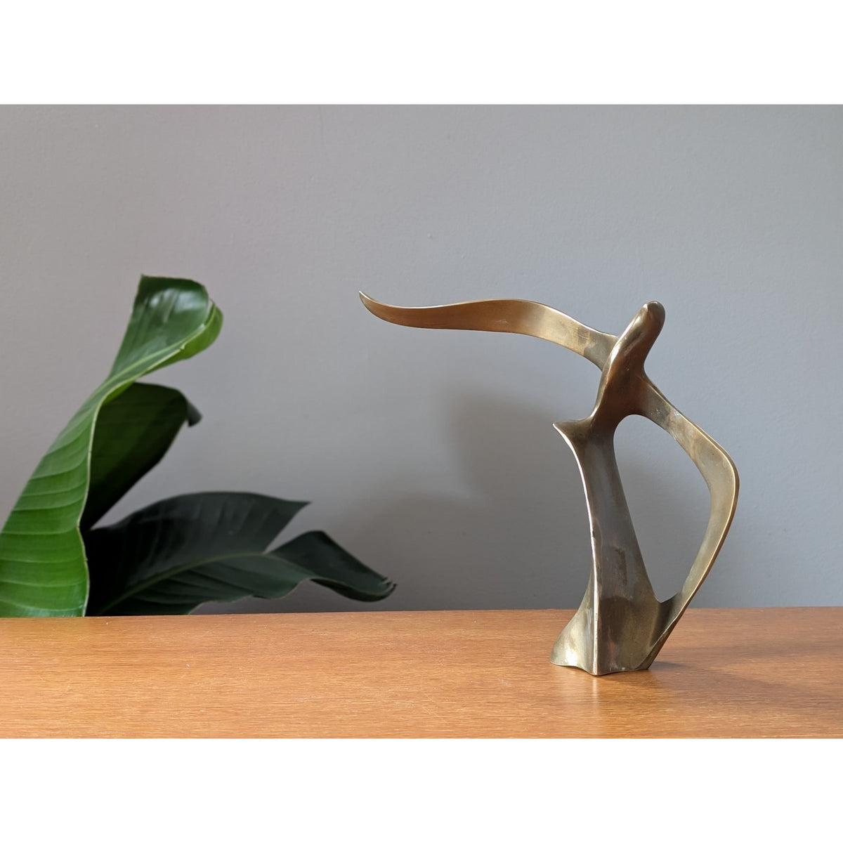 Vintage Mid-Century Modern Solid Brass Seagull Sculpture — additional view 5