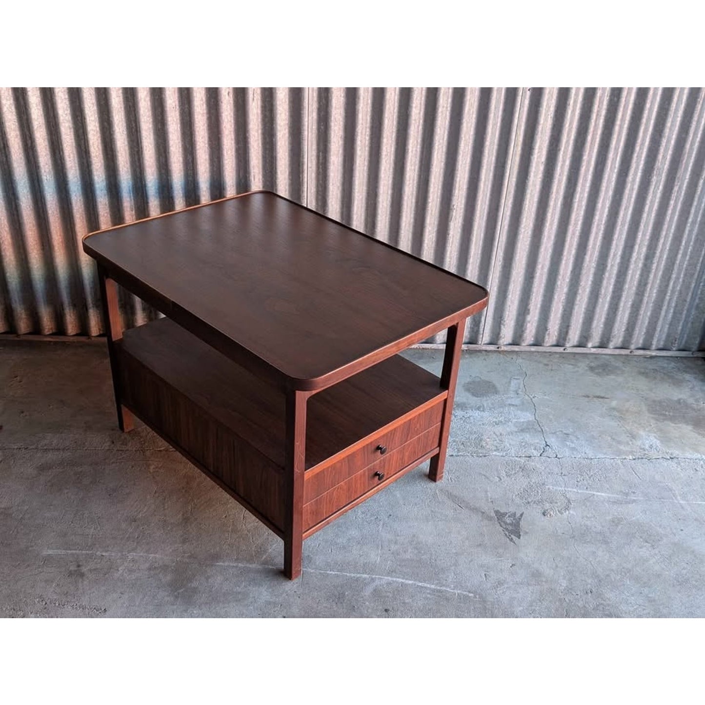 Mid Century Modern Side Table By Jack Cartwright For Founders