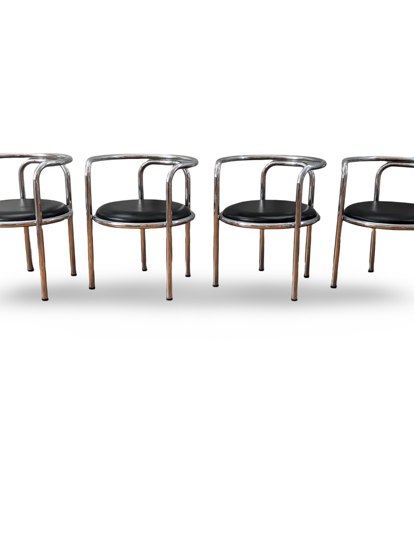 Rare Set of Four Mid Century Modern Chairs by Gae Aulenti – Iconic Italian Design