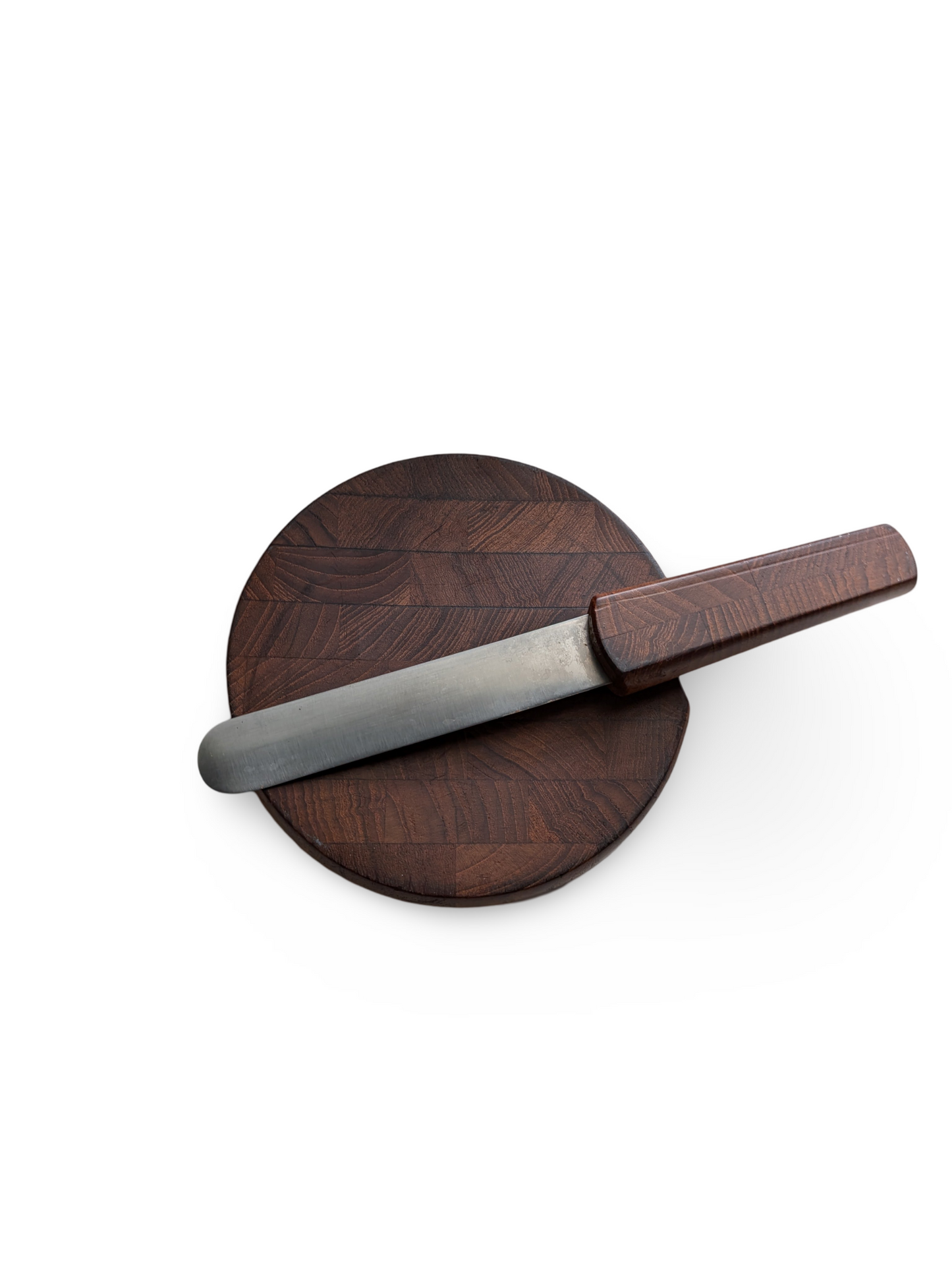 Danish Modern Teak Cutting Board with Built-In Knife – Dansk IHQ by Jens Quistgaard, 7" x 11.5" x 1"