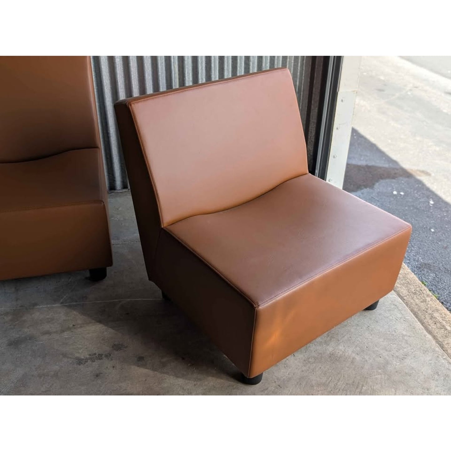 Fantastic Herman Miller Modular Seating Sofa Quality Leather