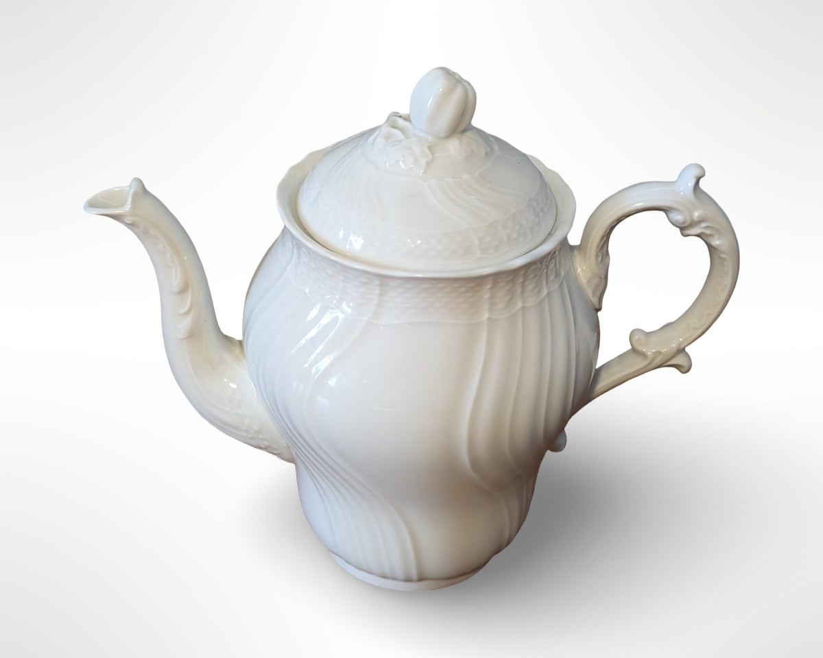 Richard Ginori Vecchio Bianco Vintage White Porcelain Coffee Pot 7in - Image 2