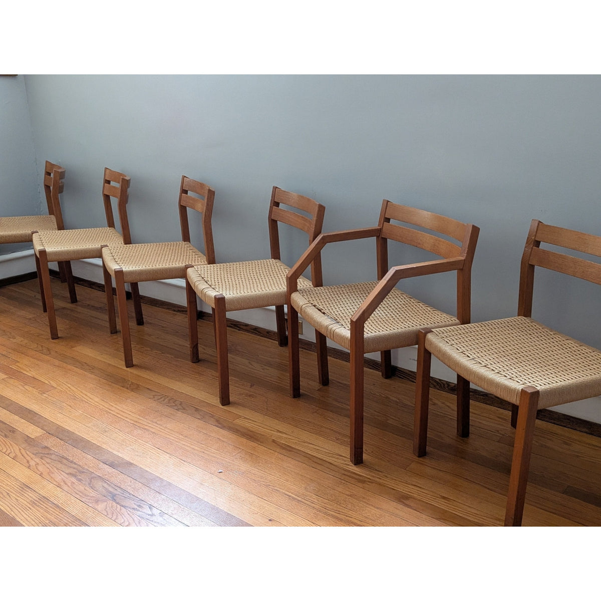 Set of 6 Vintage Mid-Century Modern J.L. Møller Model 404 Dining Chairs — additional view 7