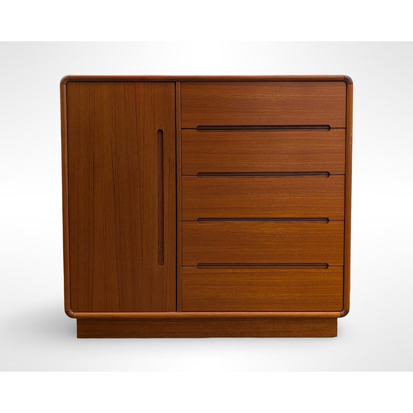 Vintage Danish Modern Teak Wardrobe Dresser Chest of Drawers Dresser