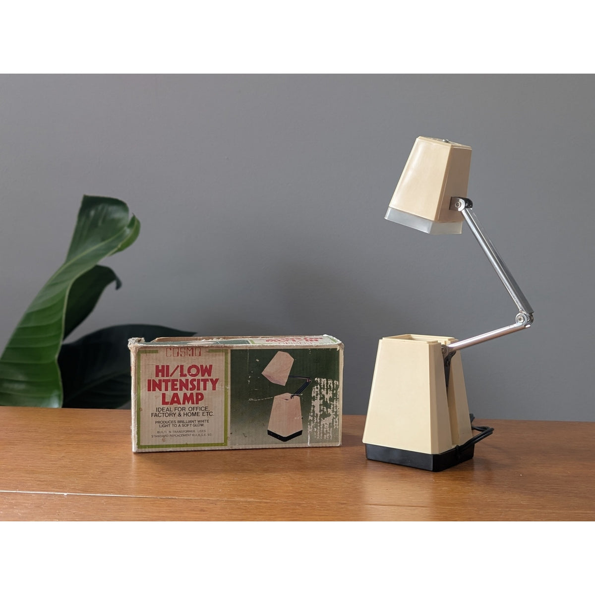 Vintage Mid Century Modern Cosmo Reading Lamp – Articulating with Glow Function — additional view 5