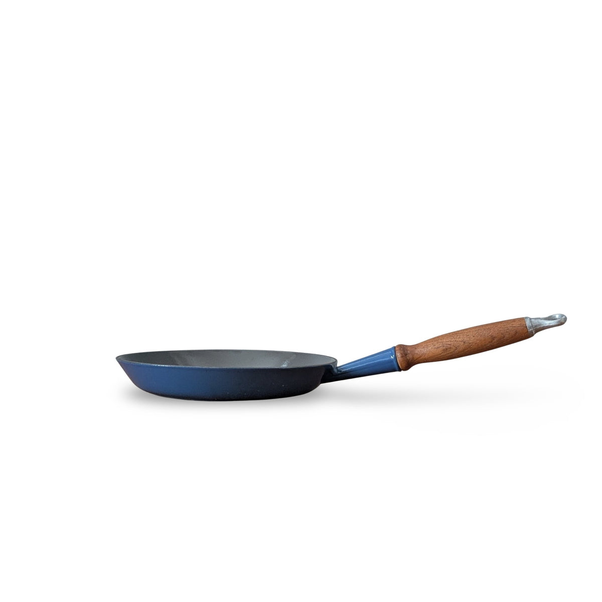 Vintage Mid-Century Modern Le Creuset #26 Blue Enamel Frying Pan Skillet with Wood Handle — additional view 2