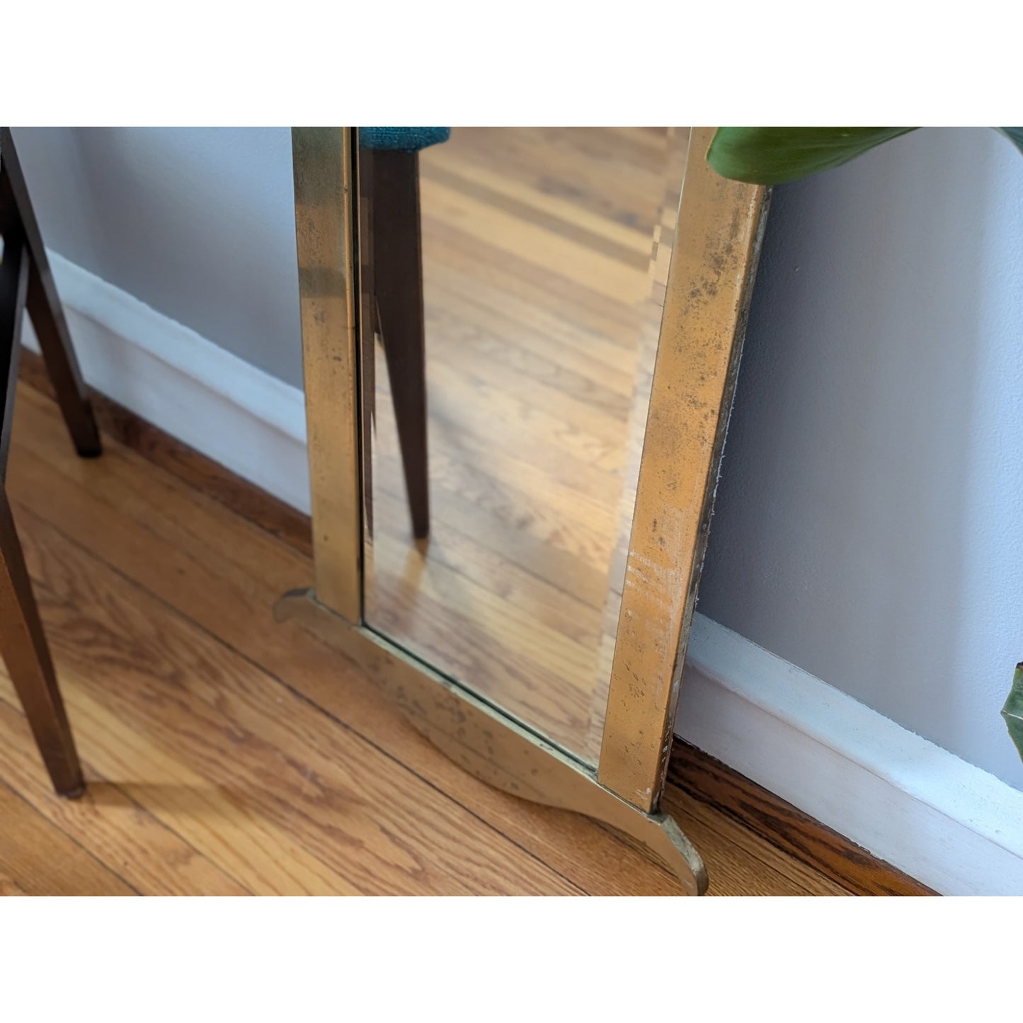 Vintage Mid-Century Large Brass Wall Mirror – Hearts Motif