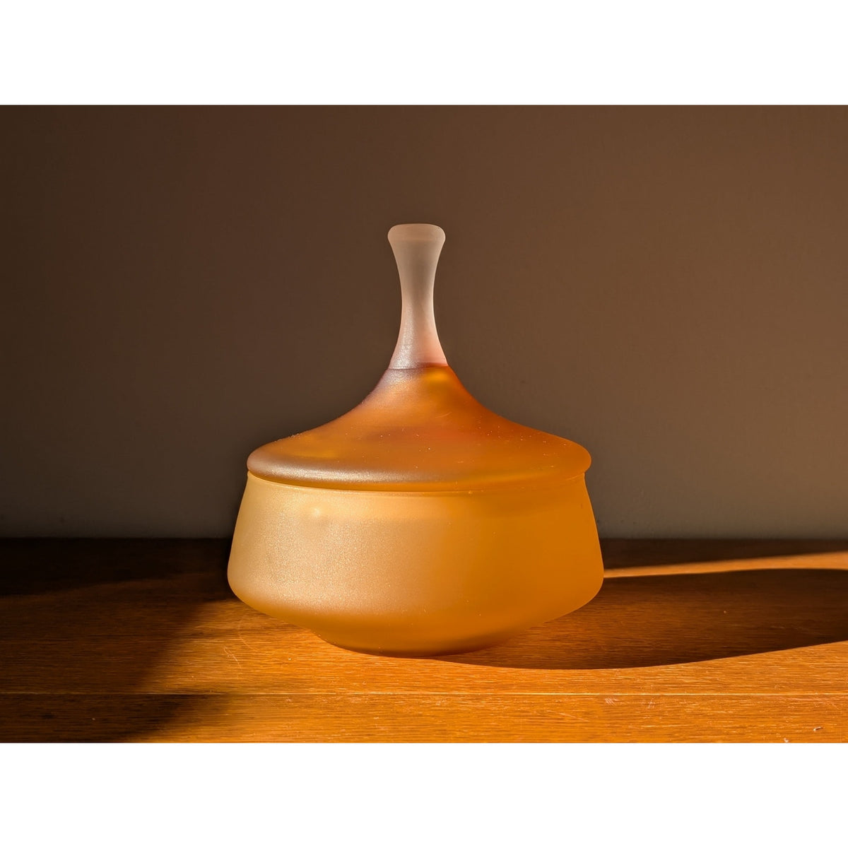 Mid Century Modern Satin Amber Apothecary Jar with Lid – Art Glass Vintage
