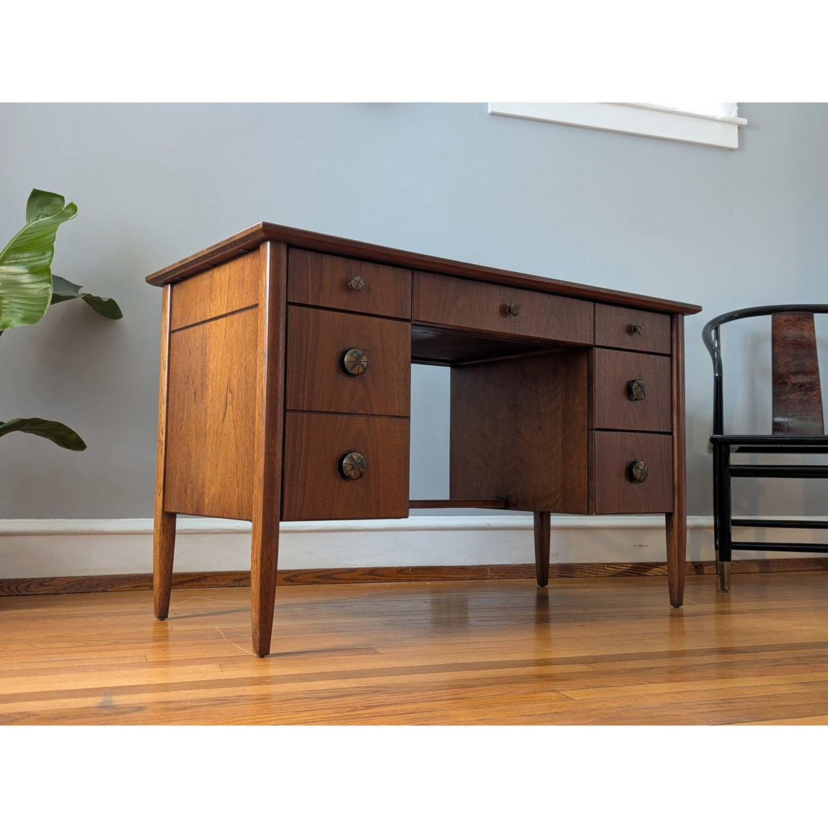 Vintage Henredon Circa 70 Mid-Century Modern Desk – Beautifully Restored — additional view 7