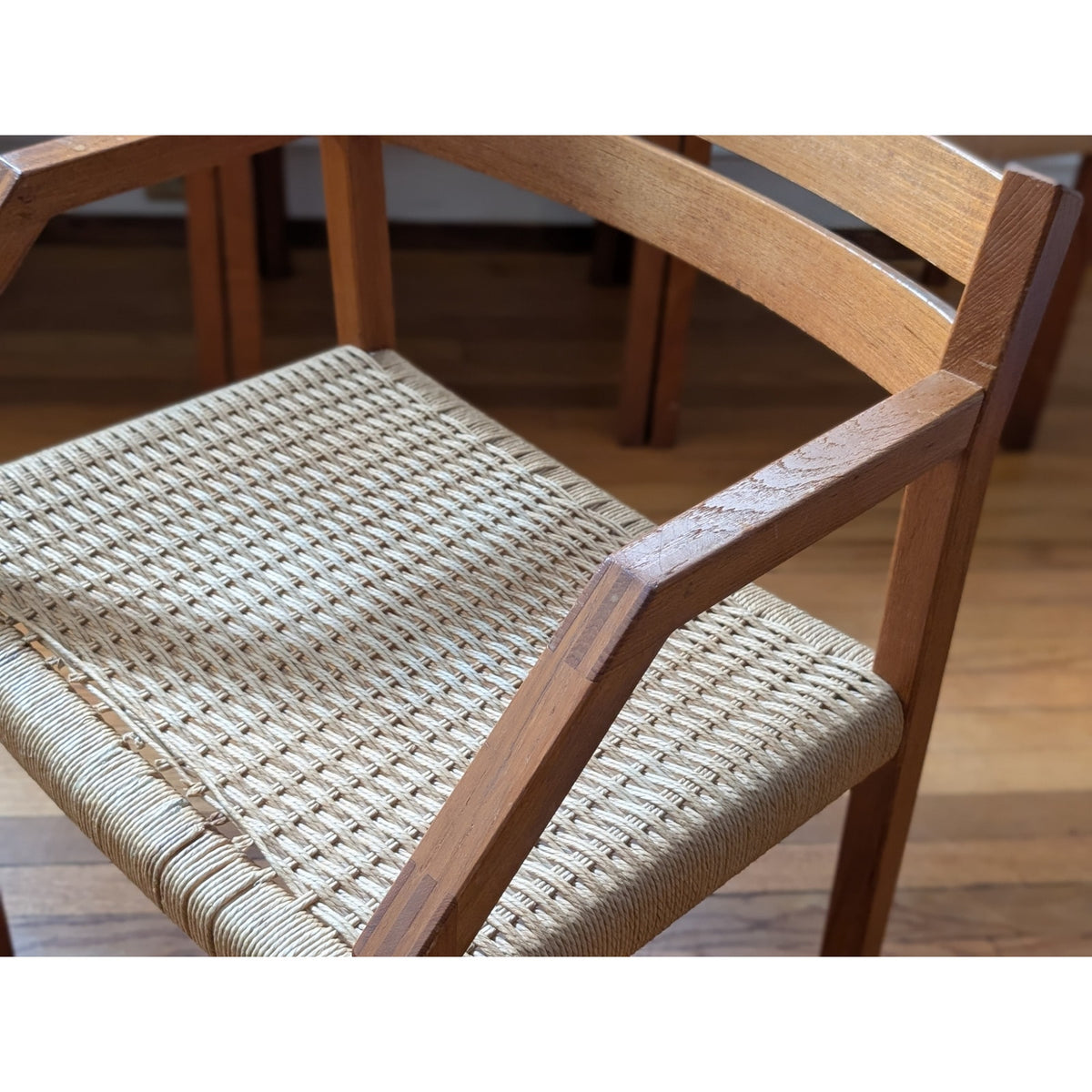 Set of 6 Vintage Mid-Century Modern J.L. Møller Model 404 Dining Chairs — additional view 10