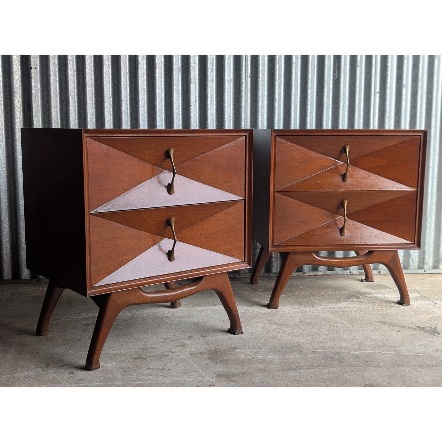 Pair of Vintage Mid-Century Modern Diamond Front Nightstands – 1960s