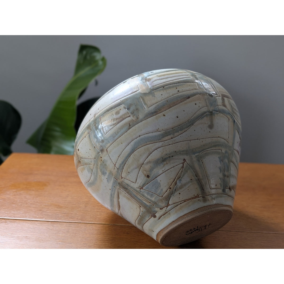 Exceptionally Large Vintage Studio Pottery Vase – Signed & Dated 1986 — additional view 5