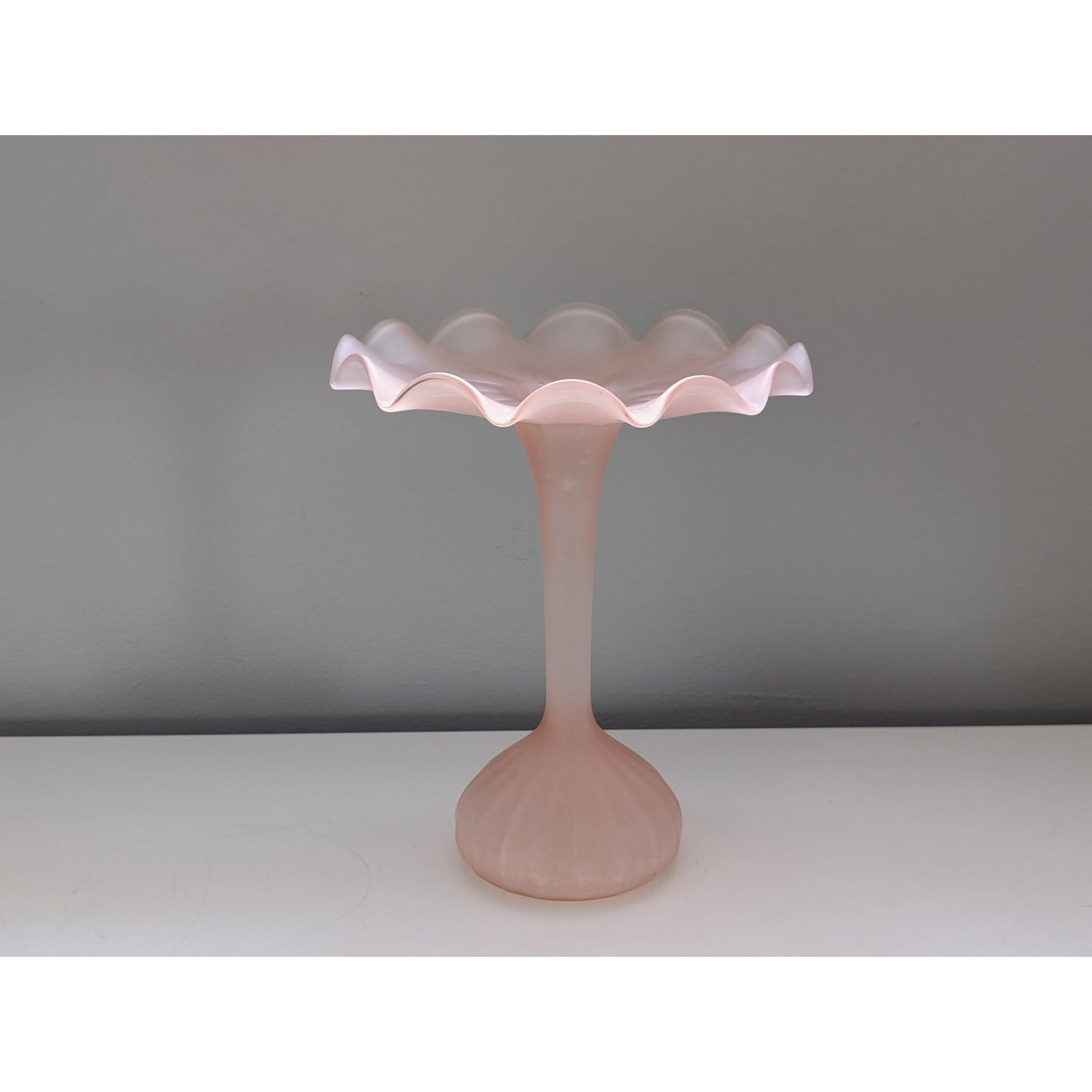 Satin Pink Frosted Glass Vase by Leonardo Handarbeit
