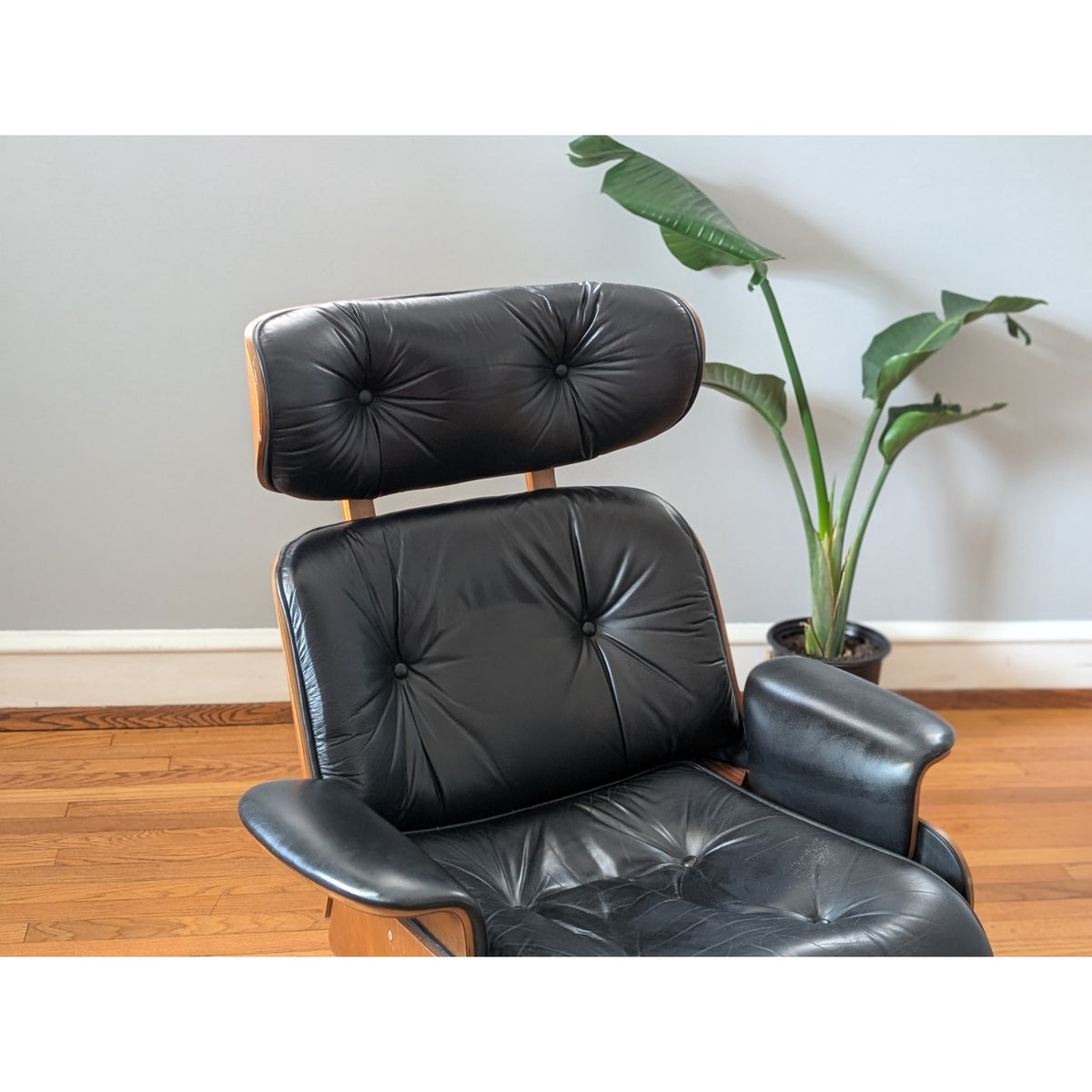 Rare Mid Century Modern Plycraft Recliner with Bentwood Shell and Circular Base — additional view 8