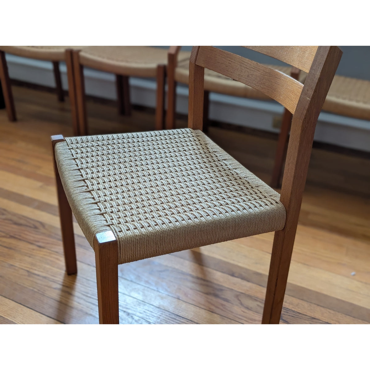 Set of 6 Vintage Mid-Century Modern J.L. Møller Model 404 Dining Chairs — additional view 11