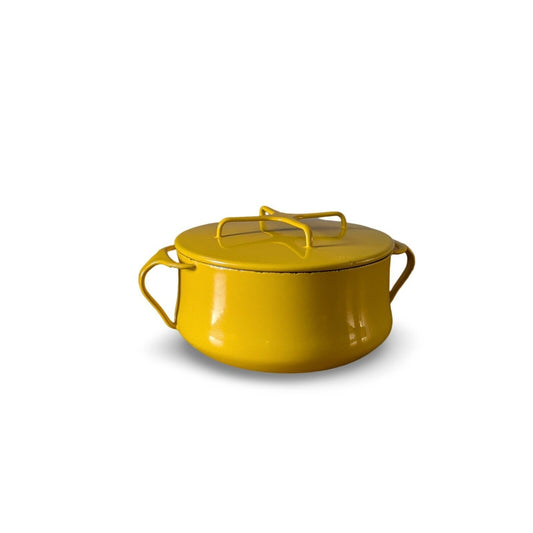 VTG DANSK FRANCE KOBENVintage Dansk Kobenstyle Yellow 2-Quart Dutch Oven Pot – Iconic Mid-Century Modern Enamel CookwareSTYLE YELLOW ENAMEL DUTCH OVEN POT 2QT