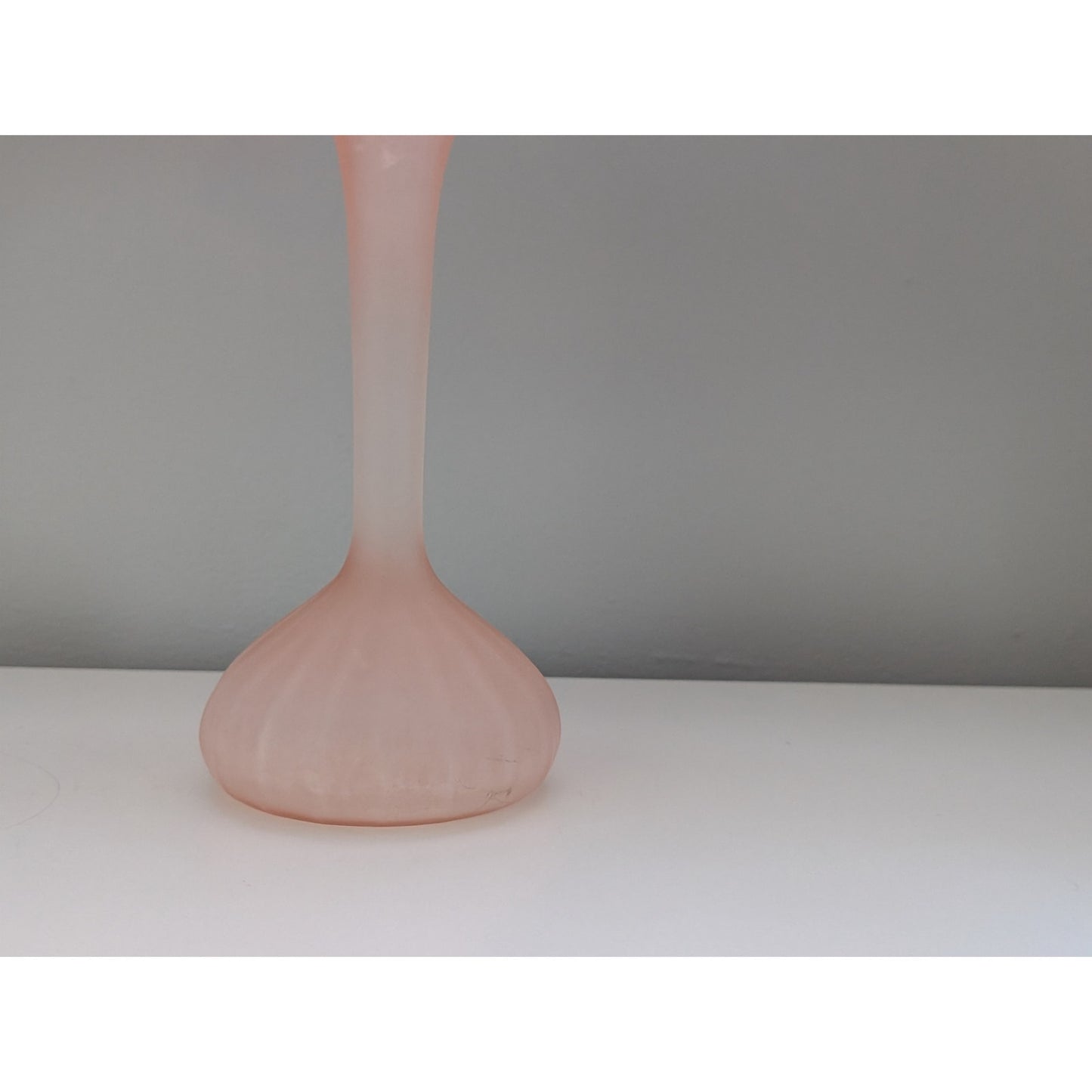 Satin Pink Frosted Glass Vase by Leonardo Handarbeit