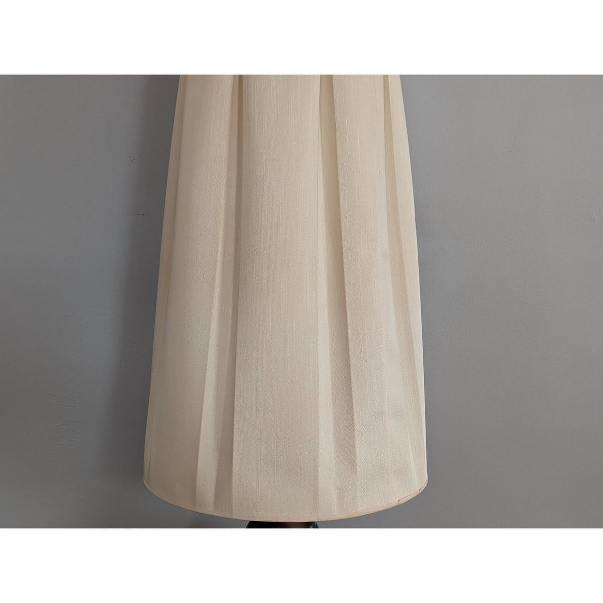 John Keal For Modeline Mid Century Modern Ceramic & Korina Wood Table Lamp — additional view 7