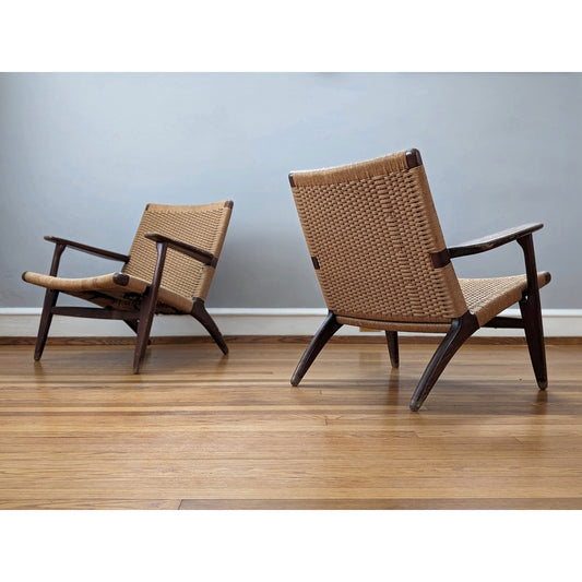 Vintage Mid-Century Modern Hans Wegner CH-25 Lounge Chairs