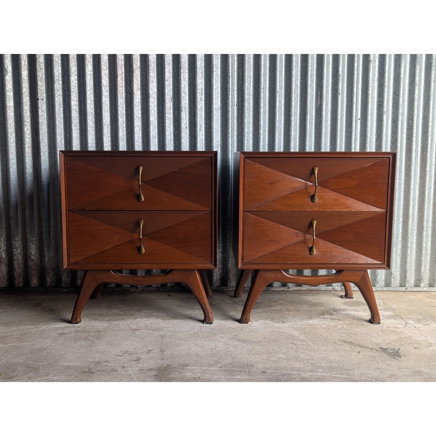 Pair of Vintage Mid-Century Modern Diamond Front Nightstands – 1960s