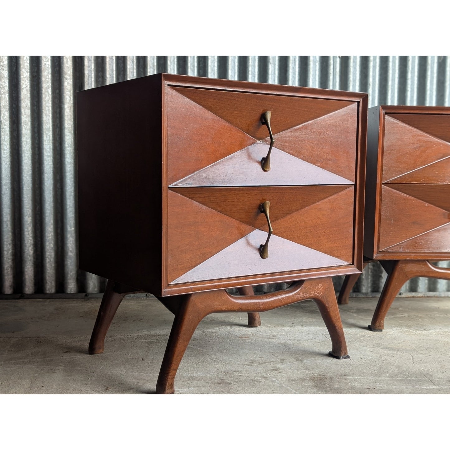 Pair of Vintage Mid-Century Modern Diamond Front Nightstands – 1960s