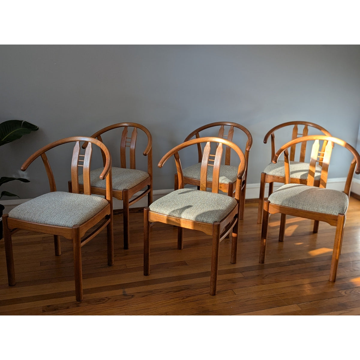 Set of 6 Danish Modern Teak Bullhorn Dining Chairs – Mid-Century Design — additional view 4
