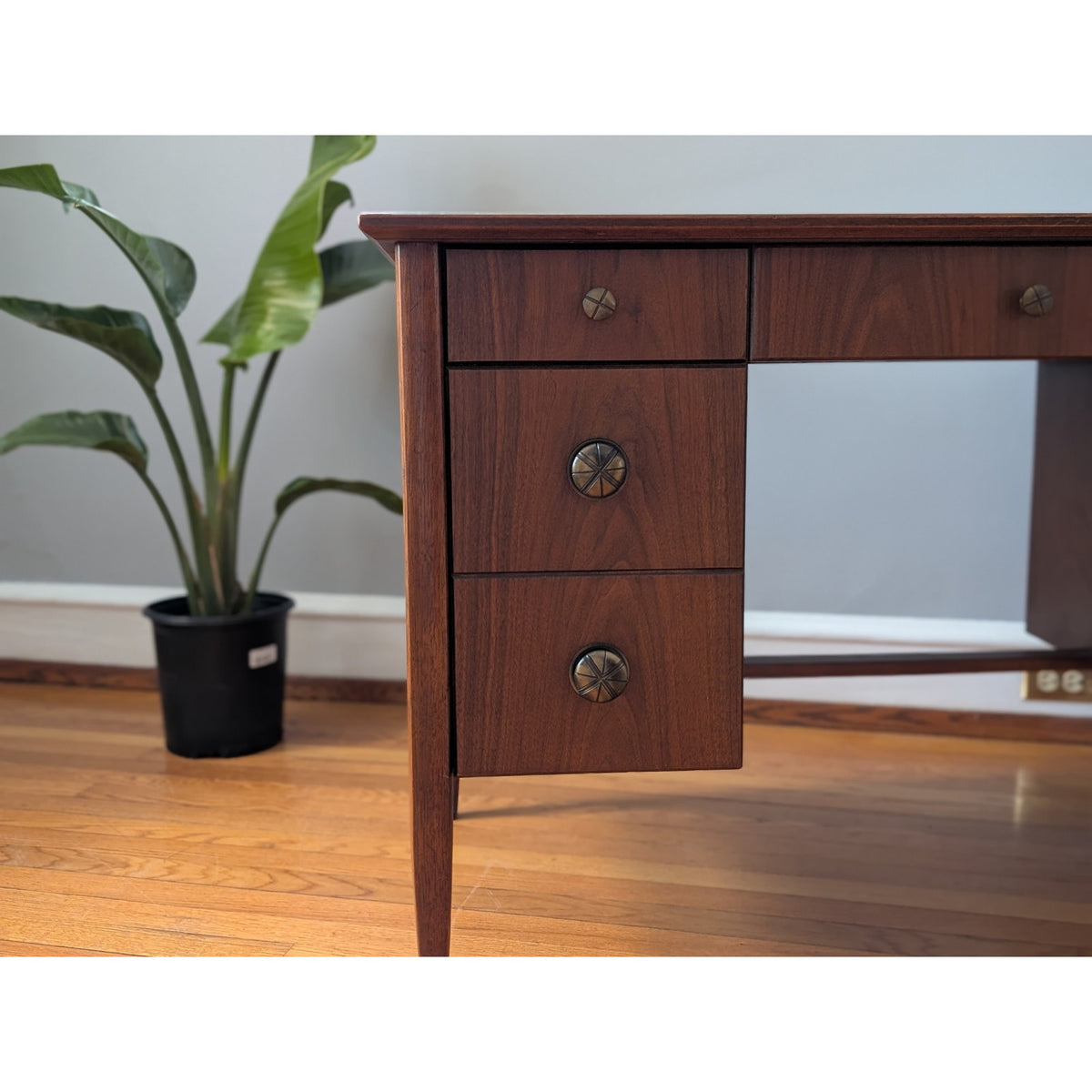 Vintage Henredon Circa 70 Mid-Century Modern Desk – Beautifully Restored — additional view 8