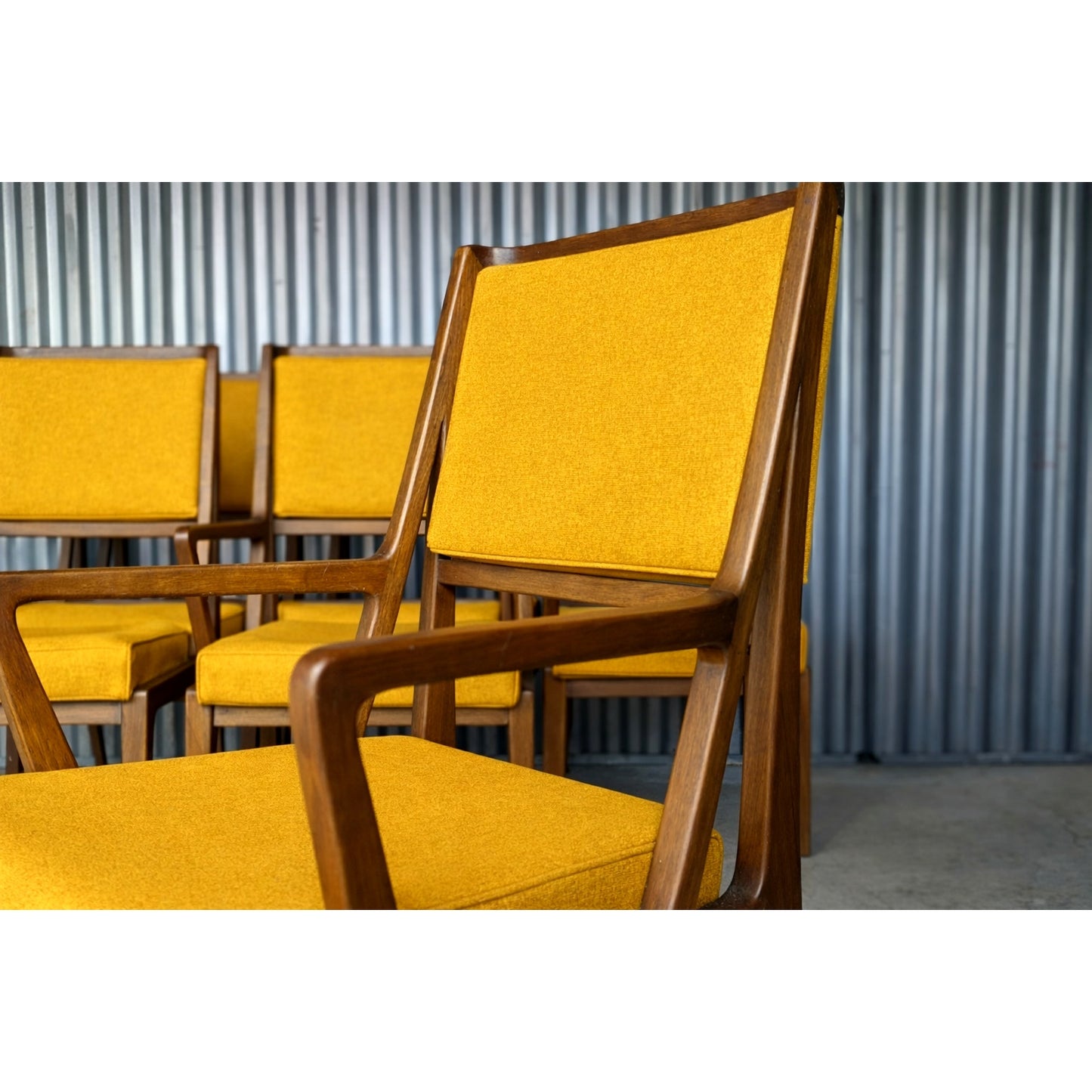 Set of eight Gio Ponti for Singer & Sons walnut dining chairs models 231 and 233 in mid century modern design