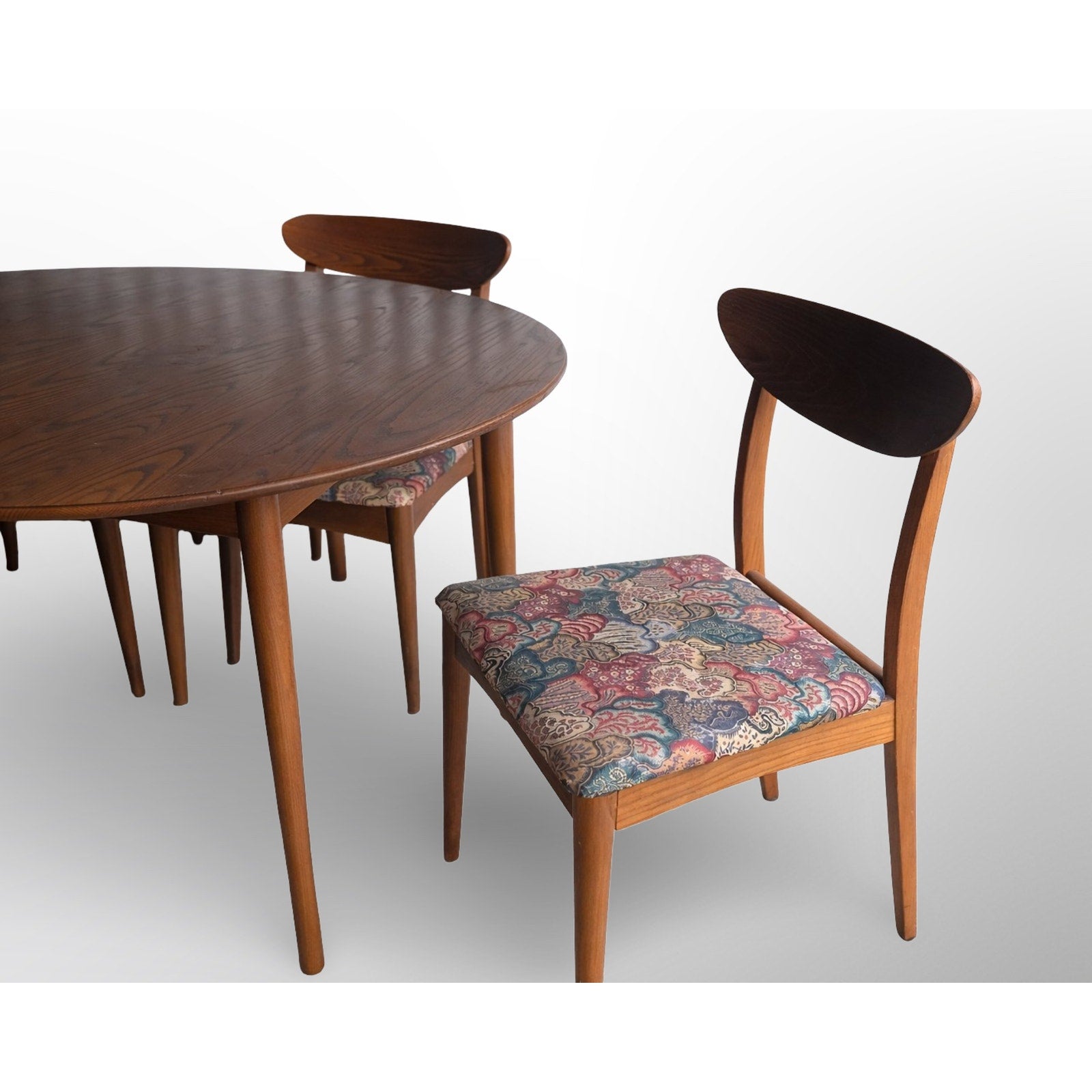 Set of four Heywood Wakefield mid century modern dining chairs with sculpted wood frames