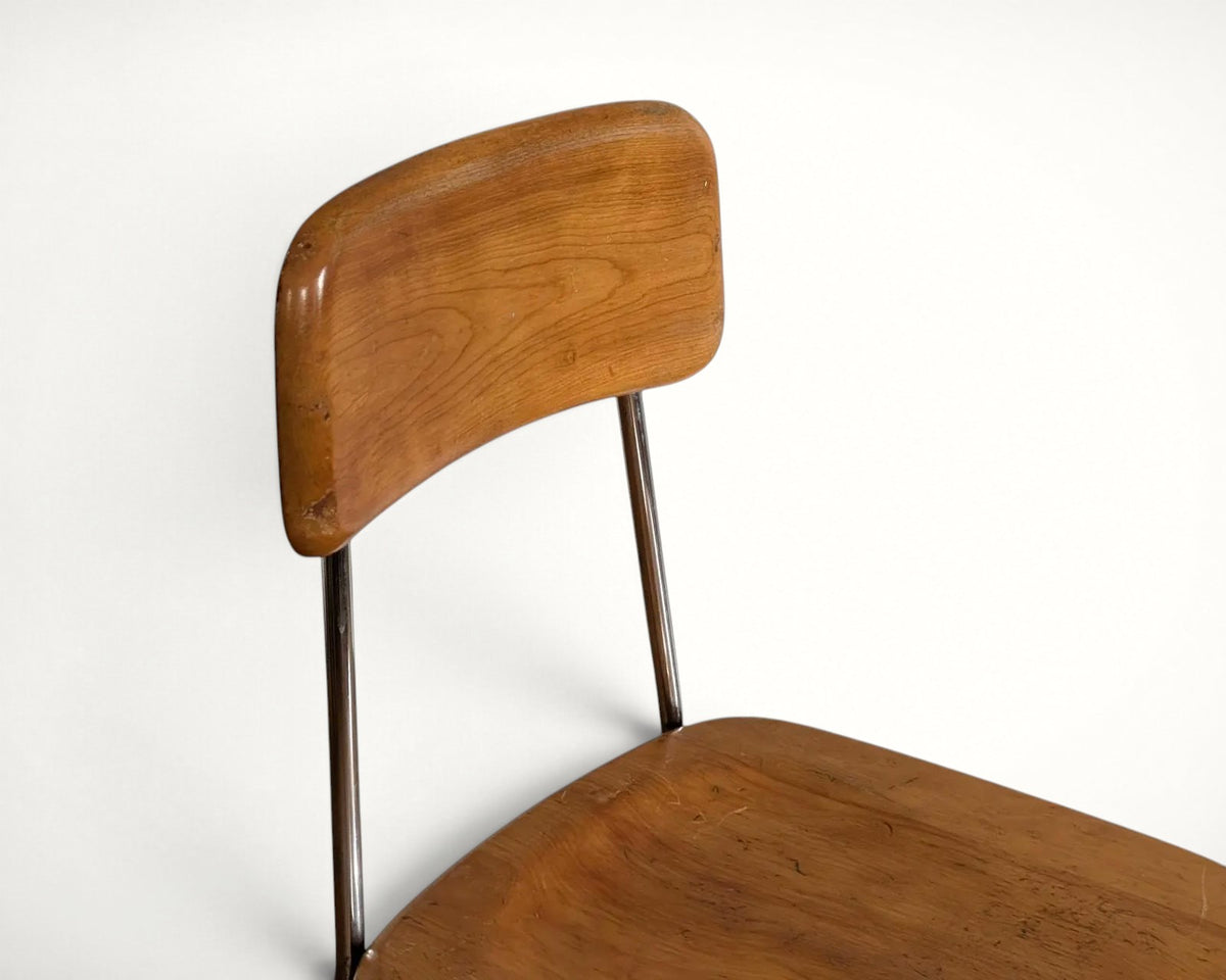 Heywood Wakefield Thin Line maple and chrome chair, backrest detail