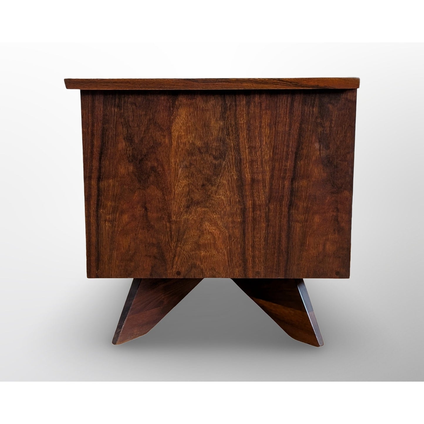 Side profile of George Nakashima Origins nightstand mid century modern silhouette