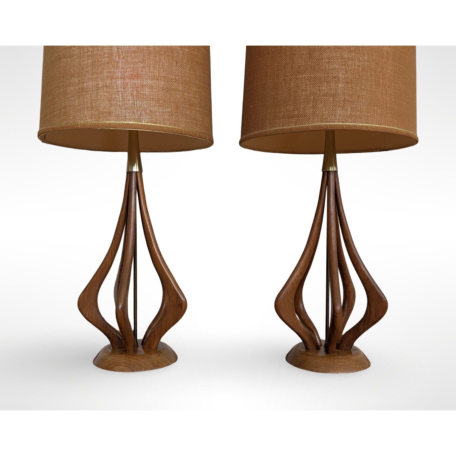 Pair of VH Woolums sculptural walnut table lamps with original shades in restored mid century modern condition