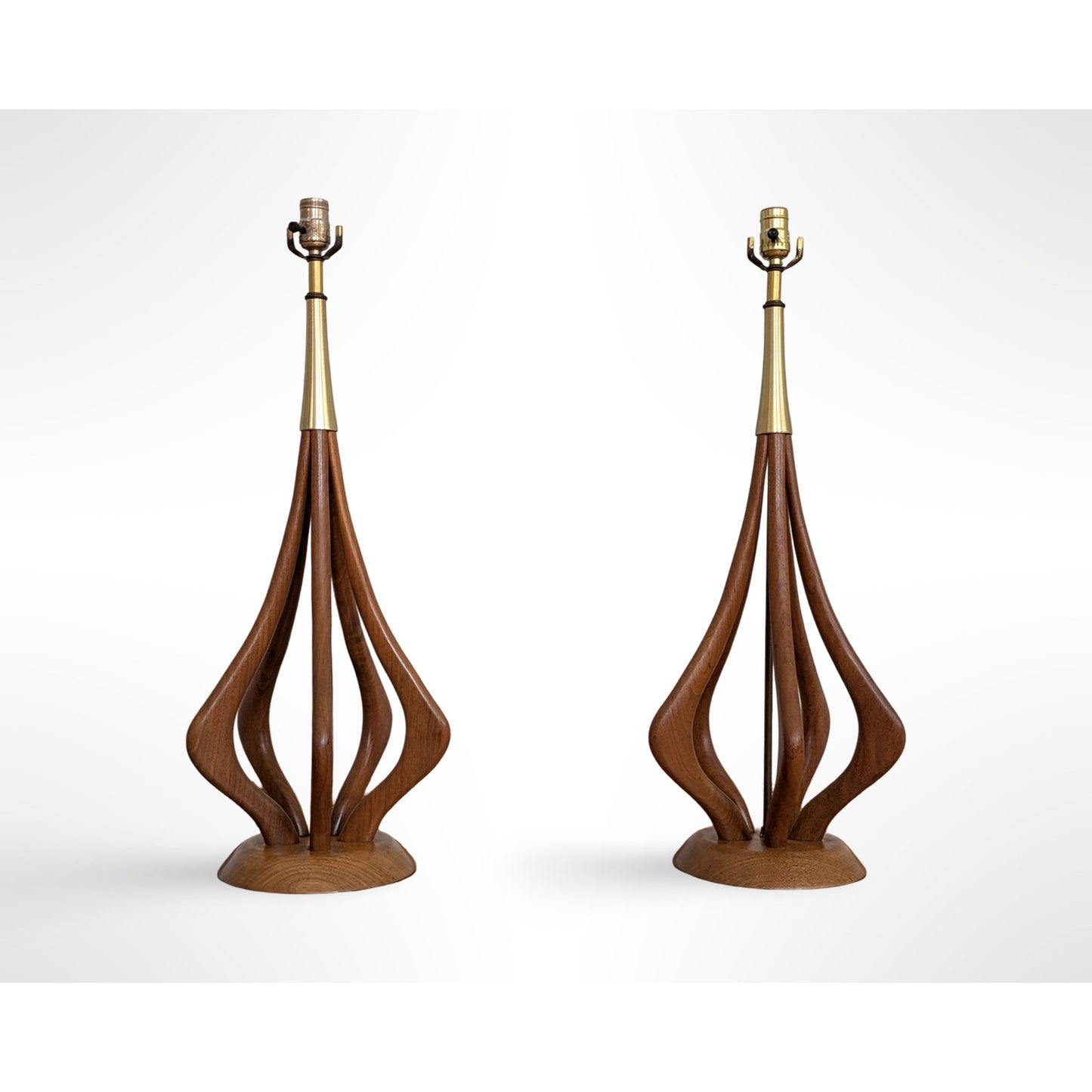 Pair of VH Woolums sculptural walnut table lamps with original shades in restored mid century modern condition