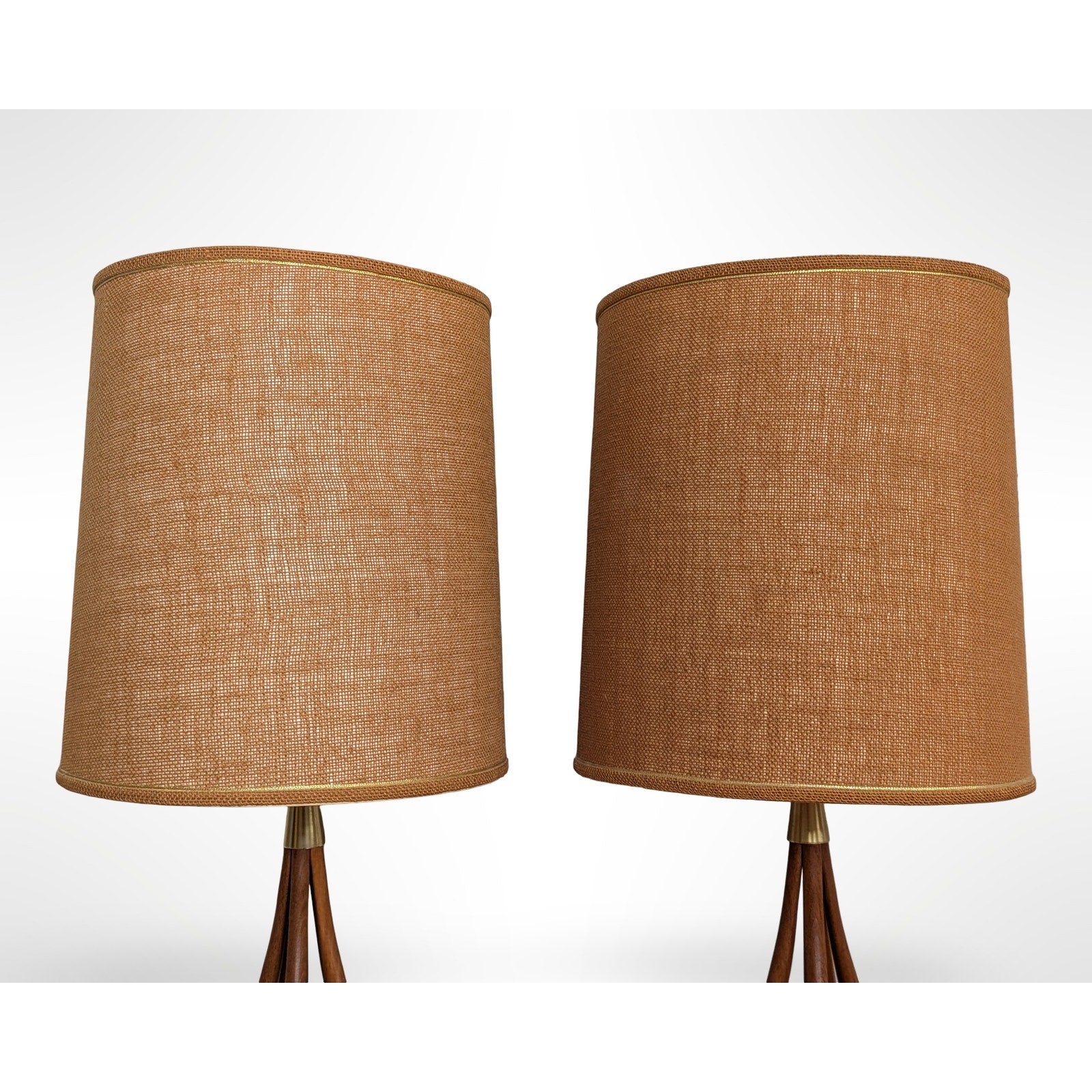 Pair of VH Woolums sculptural walnut table lamps with original shades in restored mid century modern condition