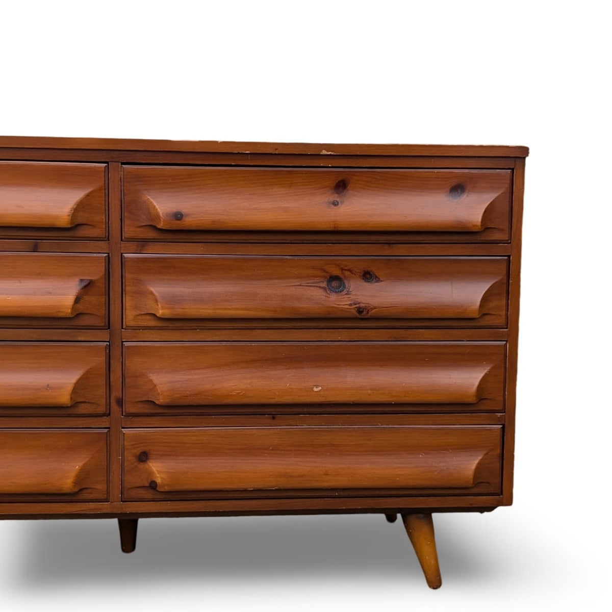 Vintage Franklin Shockey Dresser: Mid-Century Modern Design Meets Rustic Charm — additional view 5