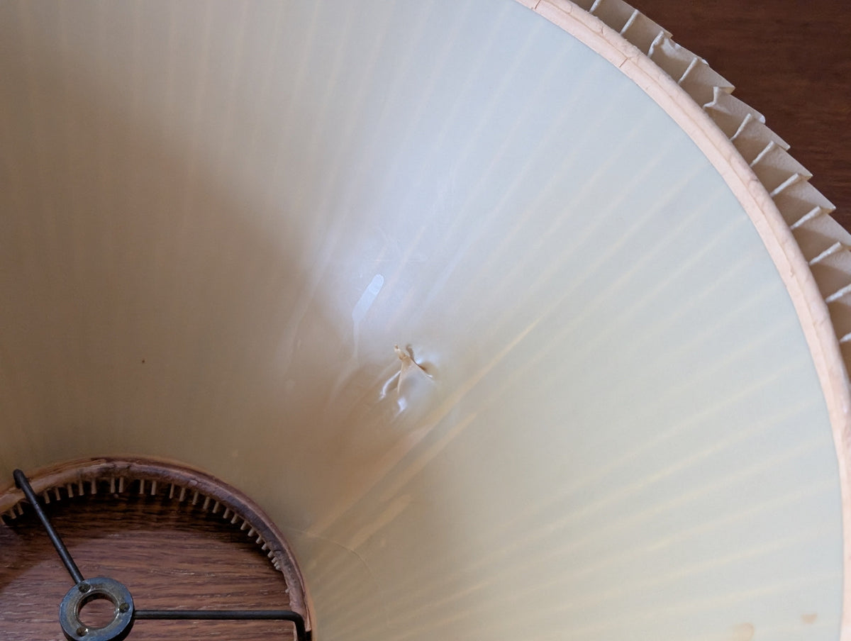 Vintage Mid-Century Modern Brass Table Lamp with Shade – Timeless Elegance — additional view 8